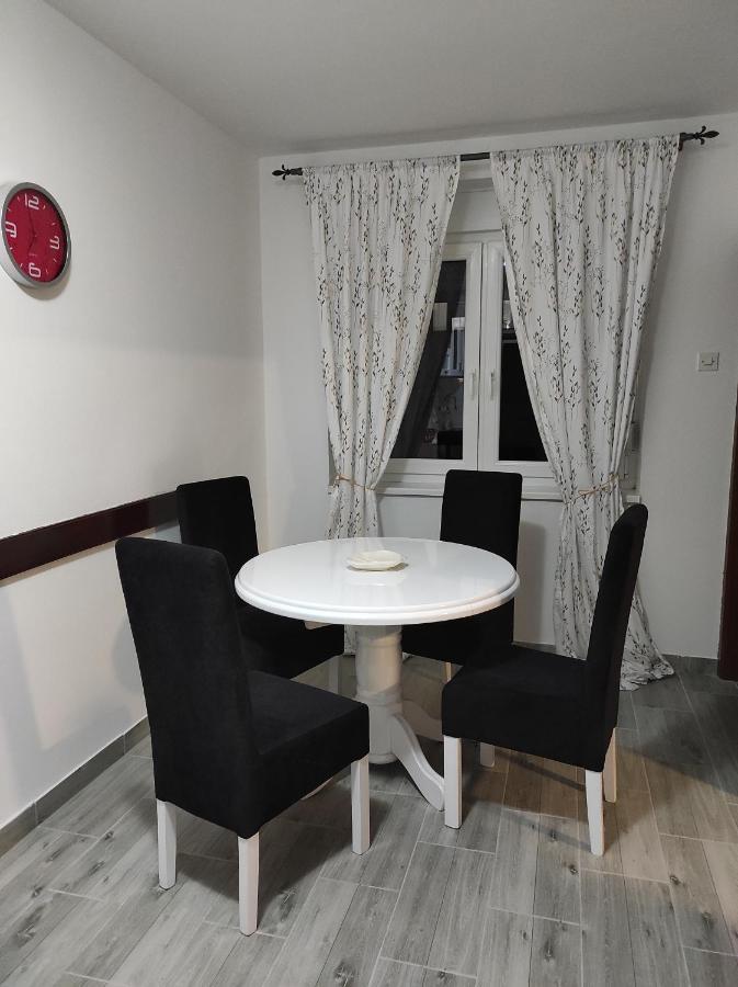 Fortuna Vrdnik Extérieur photo